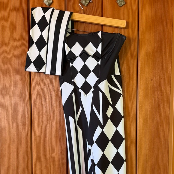 NW|OT🔥 The Dark Clown Strapless Romper – Bold Harlequin Festival Outfit 🃏Sz S - Picture 2 of 4